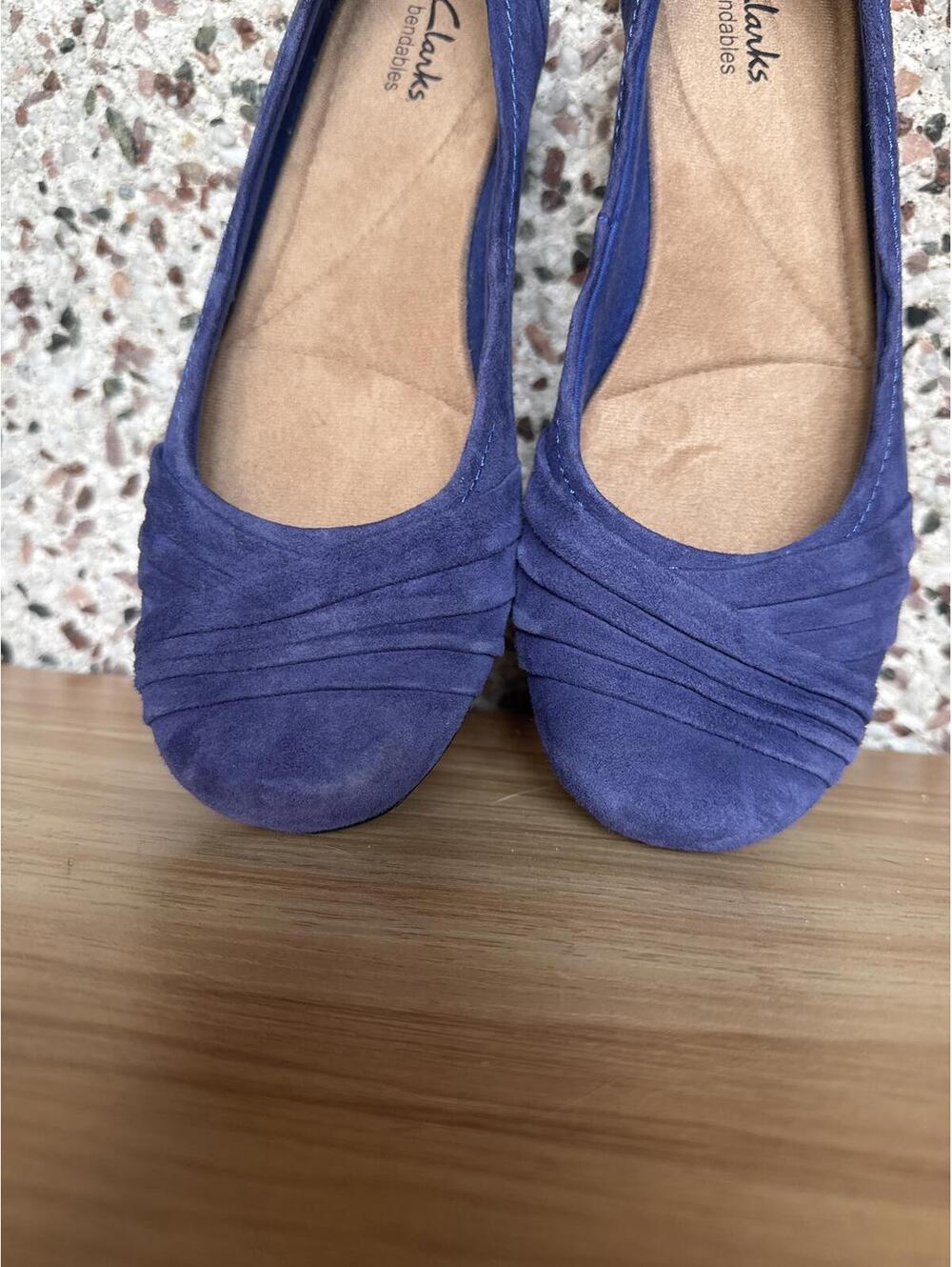 Clarks Bendables “Propose Pixie” Blue Suede Flats, Women’s US 8½ M